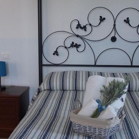 Antica Masseria Carparelli Guest House Остуни Екстериор снимка
