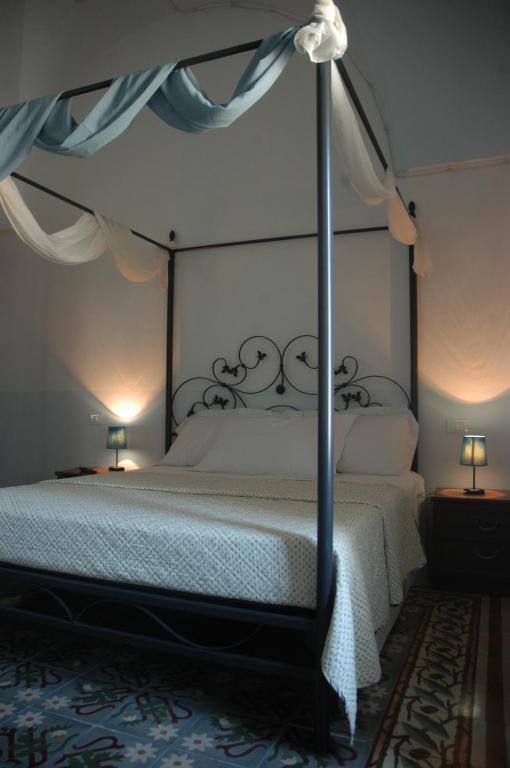 Antica Masseria Carparelli Guest House Остуни Екстериор снимка